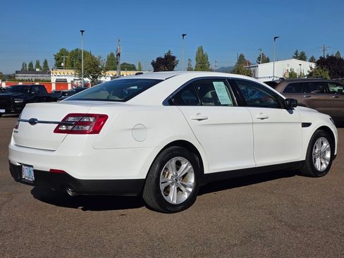 Used 2016 Ford Taurus SE image 28