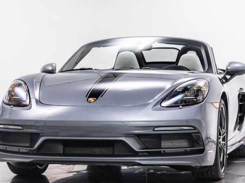 Used 2025 Porsche 718 Boxster image 5