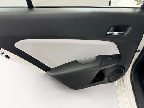 Used 2017 Toyota Prius Three Touring w/ Carpet Mat Package FWD image 27