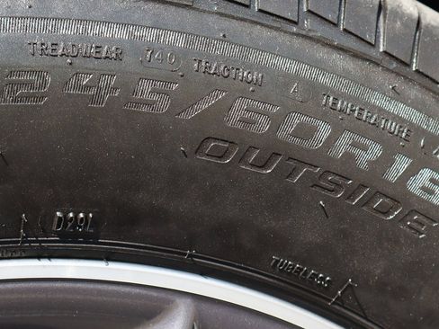 Used 2019 Toyota Highlander XLE image 46