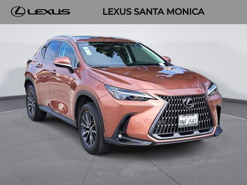 Used 2025 Lexus NX 250 FWD image 3
