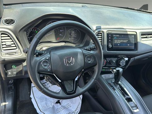 Used 2022 Honda HR-V Sport image 16