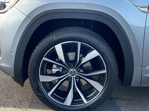 New 2026 Volkswagen Atlas SEL Premium R-Line image 6