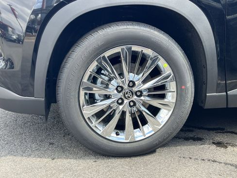 New 2026 Toyota Grand Highlander Platinum image 5