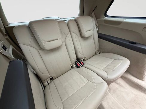 Used 2014 Mercedes-Benz GL 450 4MATIC image 20