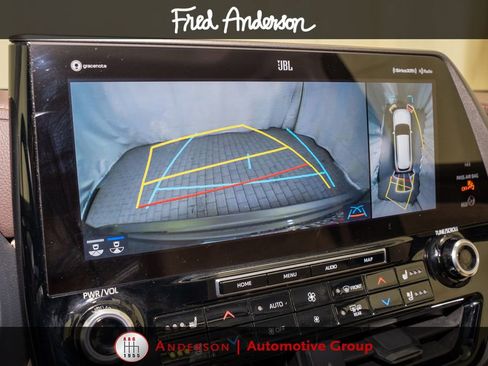 Used 2022 Toyota Highlander Limited AWD/4WD image 17