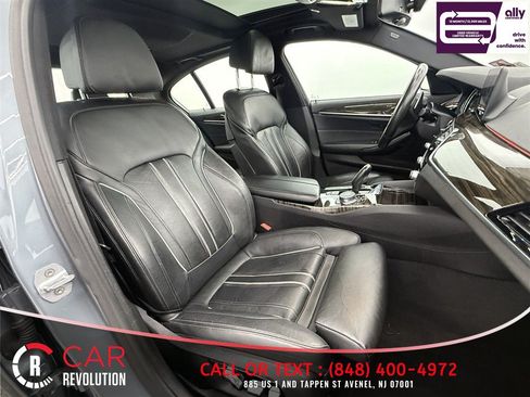 Used 2018 BMW 530e xDrive w/ M Sport Package 2 AWD/4WD image 42
