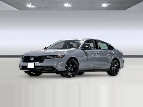 Used 2026 Honda Accord Sport image 2