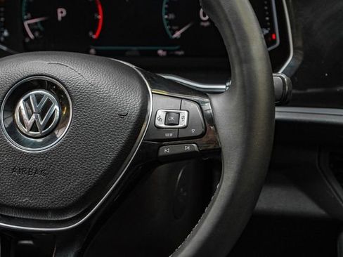 Used 2021 Volkswagen Jetta SEL FWD image 28