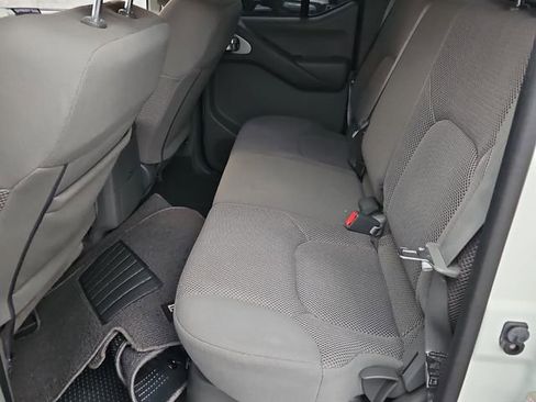 Used 2020 Nissan Frontier SV w/ Midnight Edition Floor Mats image 12