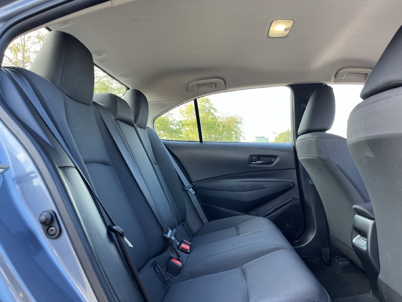 Used 2025 Toyota Corolla LE FWD image 26