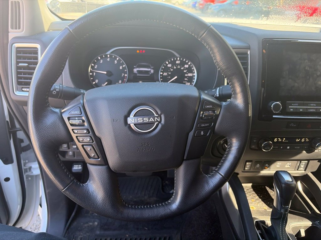 Used 2023 Nissan Frontier SV w/ SV Convenience Package AWD/4WD image 14