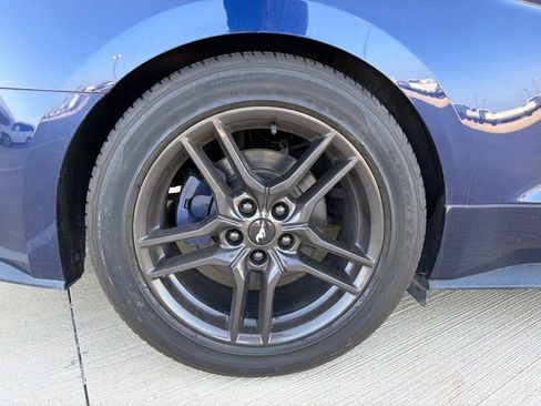 Used 2019 Ford Mustang Coupe w/ Equipment Group 101A RWD image 11