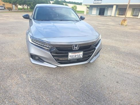 Used 2022 Honda Accord Sport Special Edition image 2