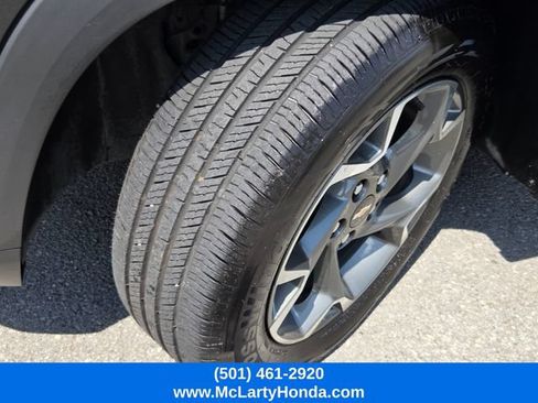 Used 2024 Chevrolet Trax LT FWD image 19