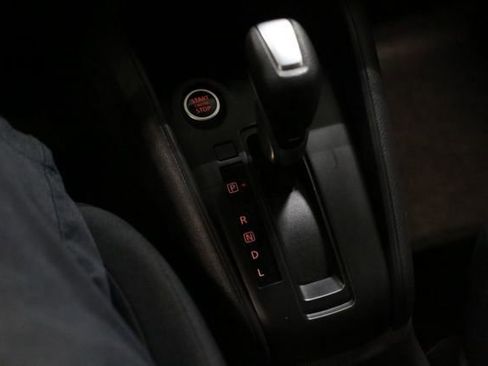 Certified 2025 Nissan Kicks Play S image 15