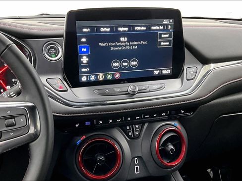 Used 2025 Chevrolet Blazer RS image 6