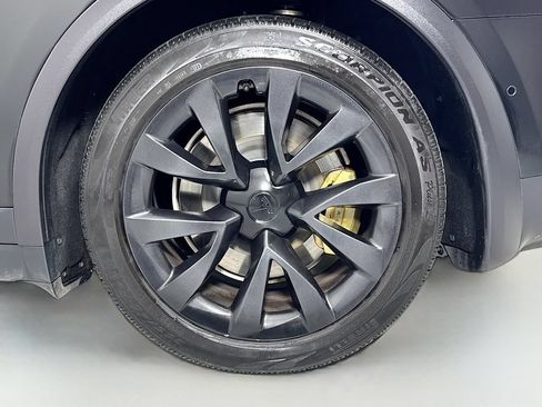 Used 2022 Tesla Model X Plaid AWD/4WD image 9