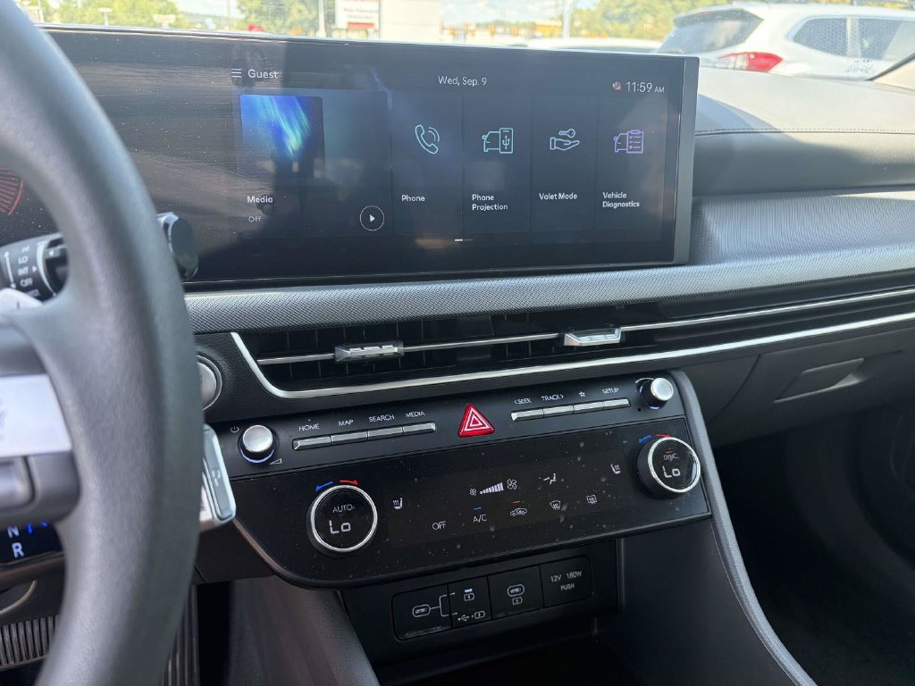 Used 2025 Hyundai Sonata SEL FWD image 20