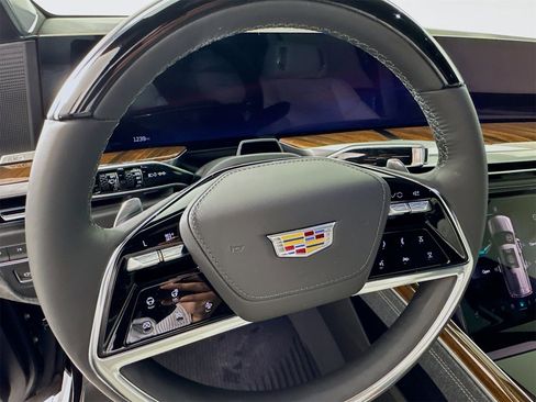 Used 2026 Cadillac Escalade Platinum Sport w/ LPO, ONYX Package image 12