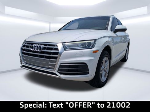 Used 2019 Audi Q5 2.0T Premium w/ Convenience Package AWD/4WD image 8