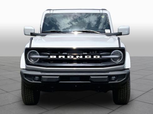 New 2026 Ford Bronco Outer Banks AWD/4WD image 3