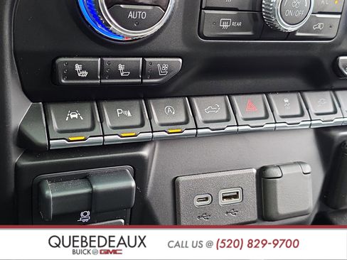 Used 2020 GMC Sierra 1500 Denali w/ Denali Ultimate Package AWD/4WD image 28