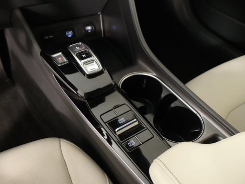 Used 2023 Hyundai Sonata SEL FWD image 9