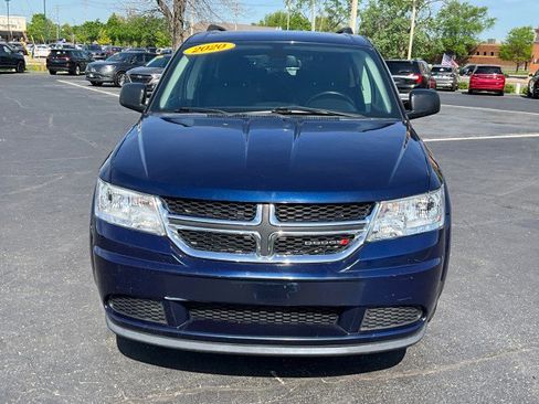 Used 2020 Dodge Journey SE w/ SE Popular Equipment Group FWD image 2