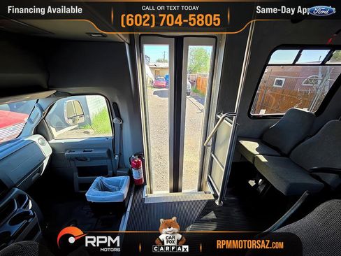 Used 2011 Ford E-350 and Econoline 350 Super Duty w/ Shuttle Bus Prep Pkg image 15
