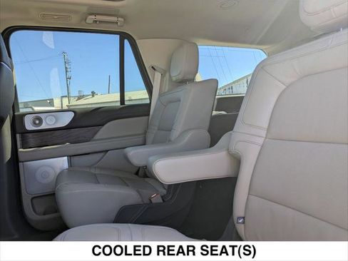 Used 2024 Lincoln Navigator Reserve image 24