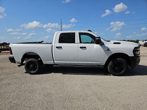 New 2025 RAM 2500 Tradesman AWD/4WD image 9