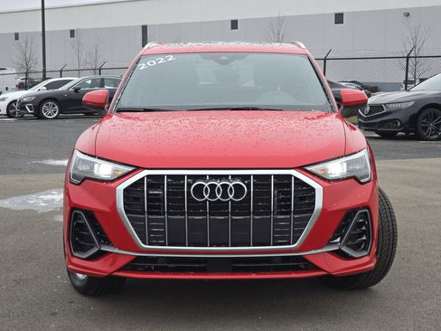 Used 2022 Audi Q3 2.0T Premium image 2