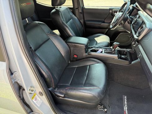Used 2017 Toyota Tacoma TRD Pro image 13