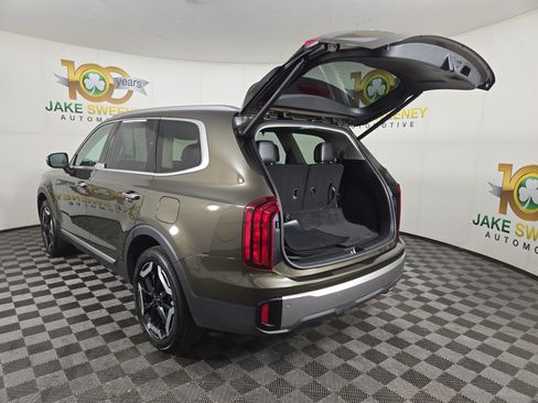 Used 2025 Kia Telluride S FWD image 34