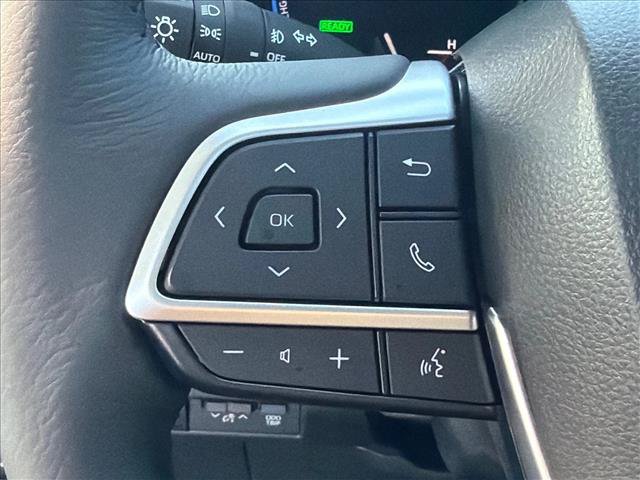 Used 2026 Toyota Sienna XLE FWD image 23
