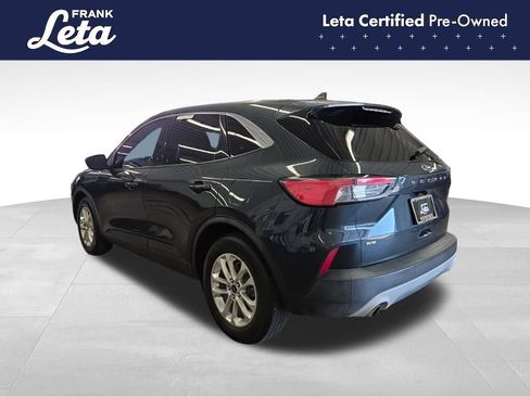 Used 2022 Ford Escape SE w/ Convenience Package FWD image 4