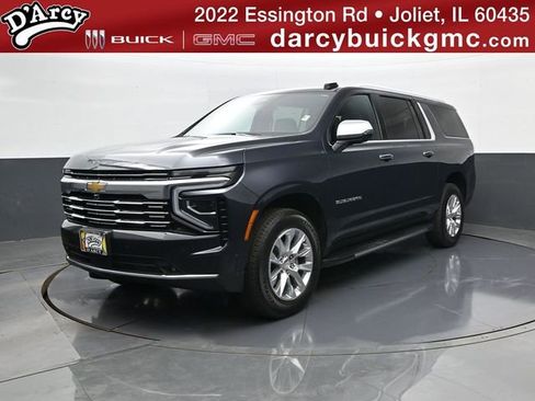 Used 2025 Chevrolet Suburban Premier AWD/4WD image 1