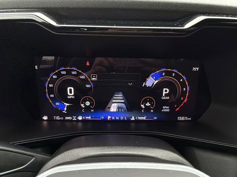 Used 2024 Chevrolet Colorado Z71 w/ Z71 Convenience Package 2 AWD/4WD image 21