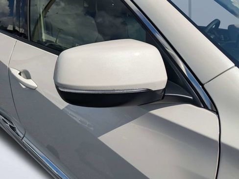 Certified 2025 Acura RDX SH-AWD w/ Advance Package image 11
