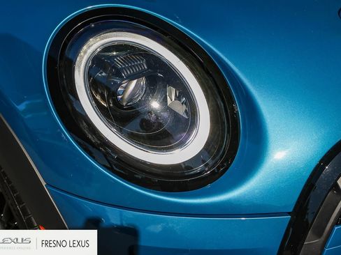 Used 2023 MINI Cooper S w/ Signature Upholstery Package FWD image 10