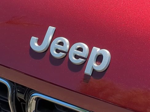 New 2025 Jeep Grand Cherokee Limited image 23