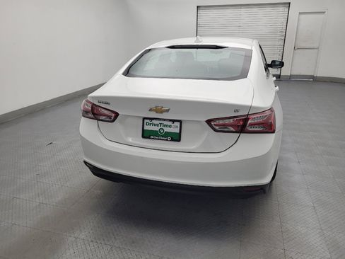 Used 2022 Chevrolet Malibu LT FWD image 7