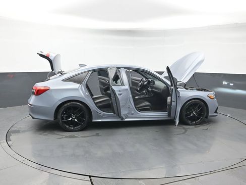 Used 2023 Honda Civic Sport image 47