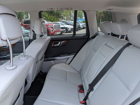 Used 2013 Mercedes-Benz GLK 350 4MATIC image 15