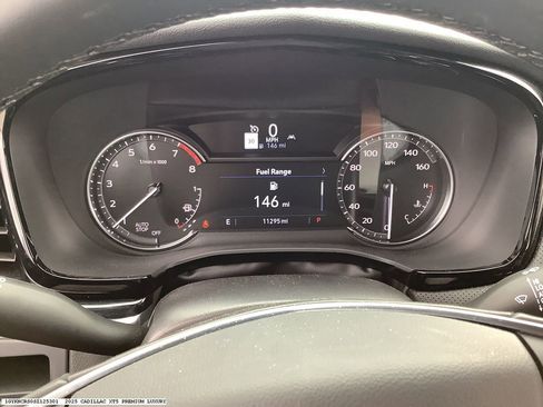 Used 2025 Cadillac XT5 Premium Luxury image 8
