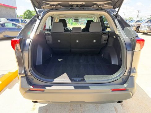 Used 2025 Toyota RAV4 XLE AWD/4WD image 23