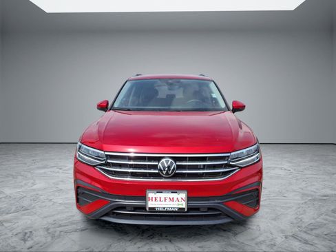 Used 2024 Volkswagen Tiguan SE w/ MDO Package, Three-Row image 2