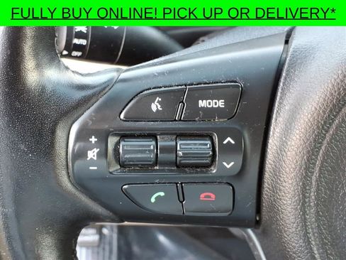 Used 2016 Kia Sorento LX w/ LX Convenience Package image 18