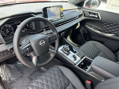 New 2026 Nissan Rogue Platinum AWD/4WD image 36